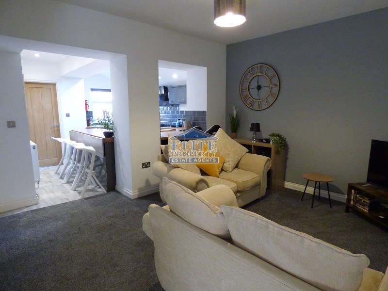 Open Plan Kitchen/Diner/Family Room