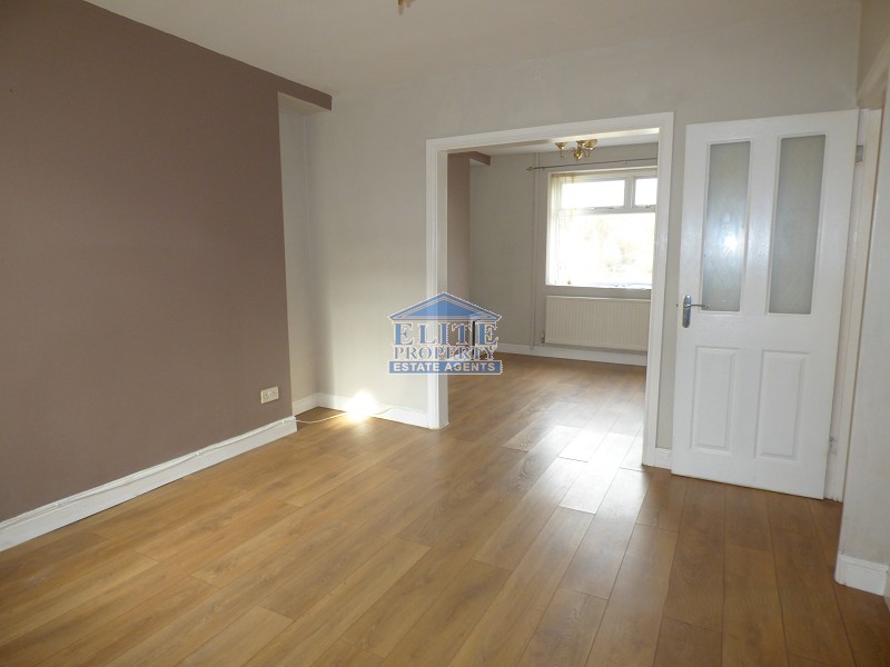 Open plan lounge/diner