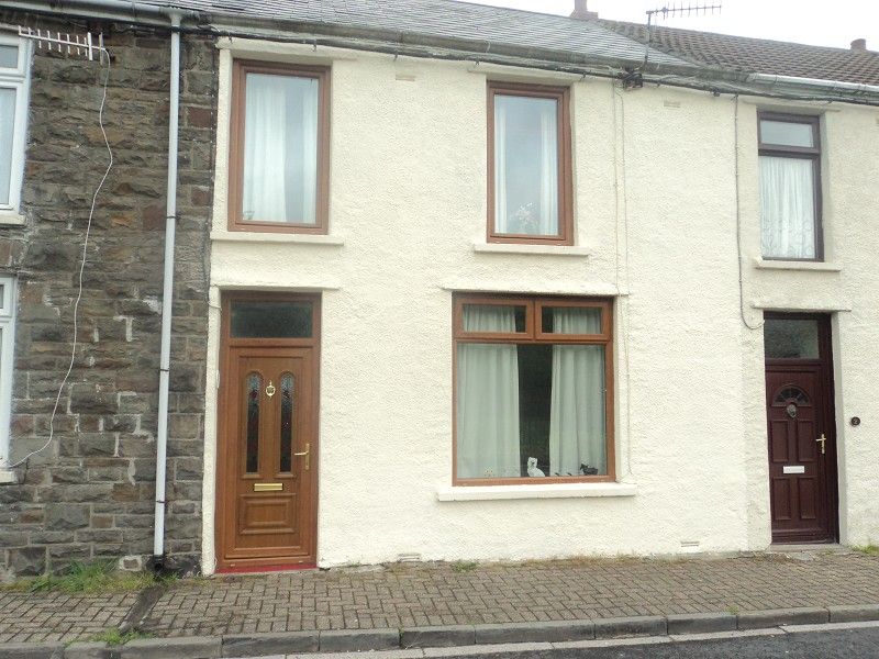 3 Vale View Terrace, Nantymoel, Bridgend. CF32 7PB