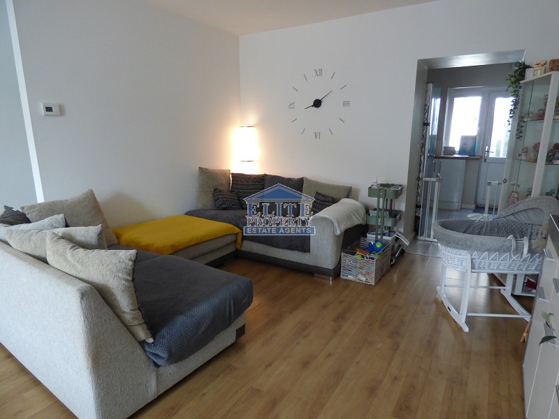 Lounge Area