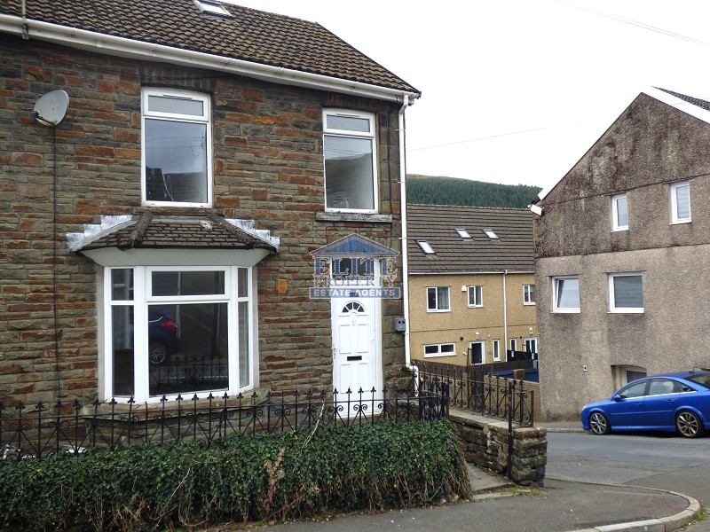 Oakfield Terrace, Nantymoel, Bridgend. CF32 7SR